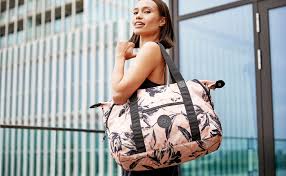 Bolso Kipling ELSIL: Estilo y Funcionalidad para la Mujer Moderna