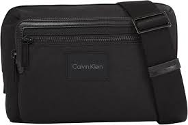 Bolso Hombre Calvin Klein Remote Pro: Estilo y Funcionalidad