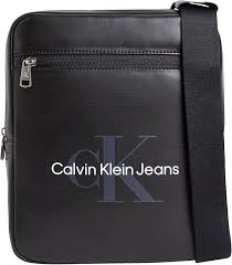 Bolso Hombre Calvin Klein Monogram Reporter22 - Estilo y Funcionalidad