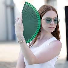 MAPIMANIA Abanicos Plegables: Tu Compañero Ideal en Calor