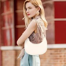 Bolso Media Luna Mujer Camilife: Elegancia y Versatilidad para Cada Ocasión