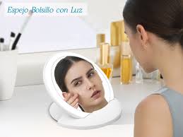 Espejo de Maquillaje Compacto con Luz - CGBE