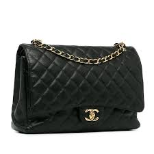 Bolso Chanel Solapa Caviar Negro: Elegancia Atemporal