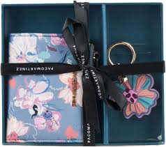 Cartera Billetero PACOMARTINEZ: Elegancia y Funcionalidad en un Conjunto