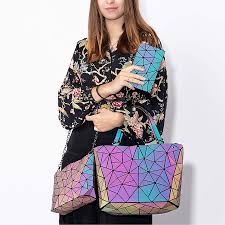 Bolso Geométrico Yumira: Estilo y Originalidad en Cada Detalle