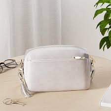 Bolso Mujer Pequeño: Estilo y Funcionalidad en un Solo Accesorio