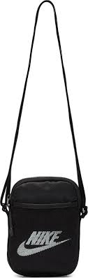 Bolso Nike Hombre: Estilo y Funcionalidad en Cada Paso