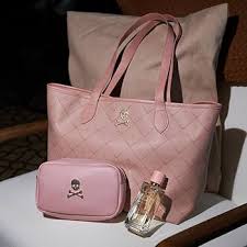 Scalpers Parfum: La Fragancia Floral que Te Acompaña