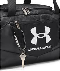 Bolso Under Armour Hombre: Versatilidad y Estilo en Cada Aventura