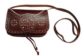 Bolso Rociero Funrey Rociero Ubrique Convertible: Estilo y Versatilidad