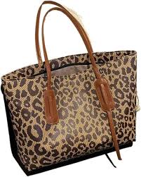 Bolso Leopardo Mujer: Elegancia y Versatilidad