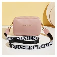 Bolso Cruzado para Mujer Bimba y Lola: Estilo y Comodidad