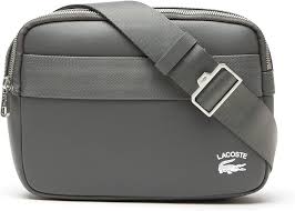 Bolso Lacoste Hombre - Estilo y Funcionalidad