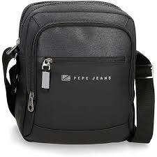 Bolso Bandolera Pepe Jeans Hombre: Estilo y Versatilidad